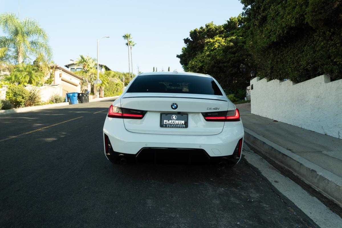BMW 330i Rental in Los Angeles Thumbnail 