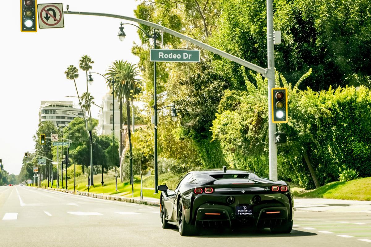 Ferrari SF90 Stradale Coupe Rental in Los Angeles Thumbnail 