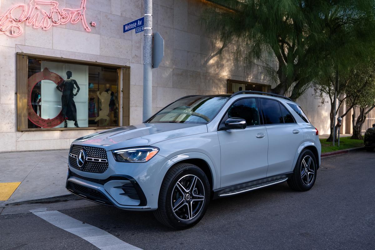 GLE 350 Rental in Los Angeles Thumbnail 
