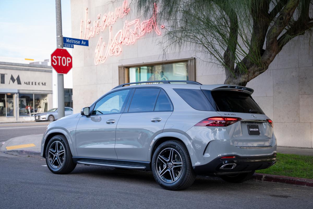GLE 350 Rental in Los Angeles Thumbnail 
