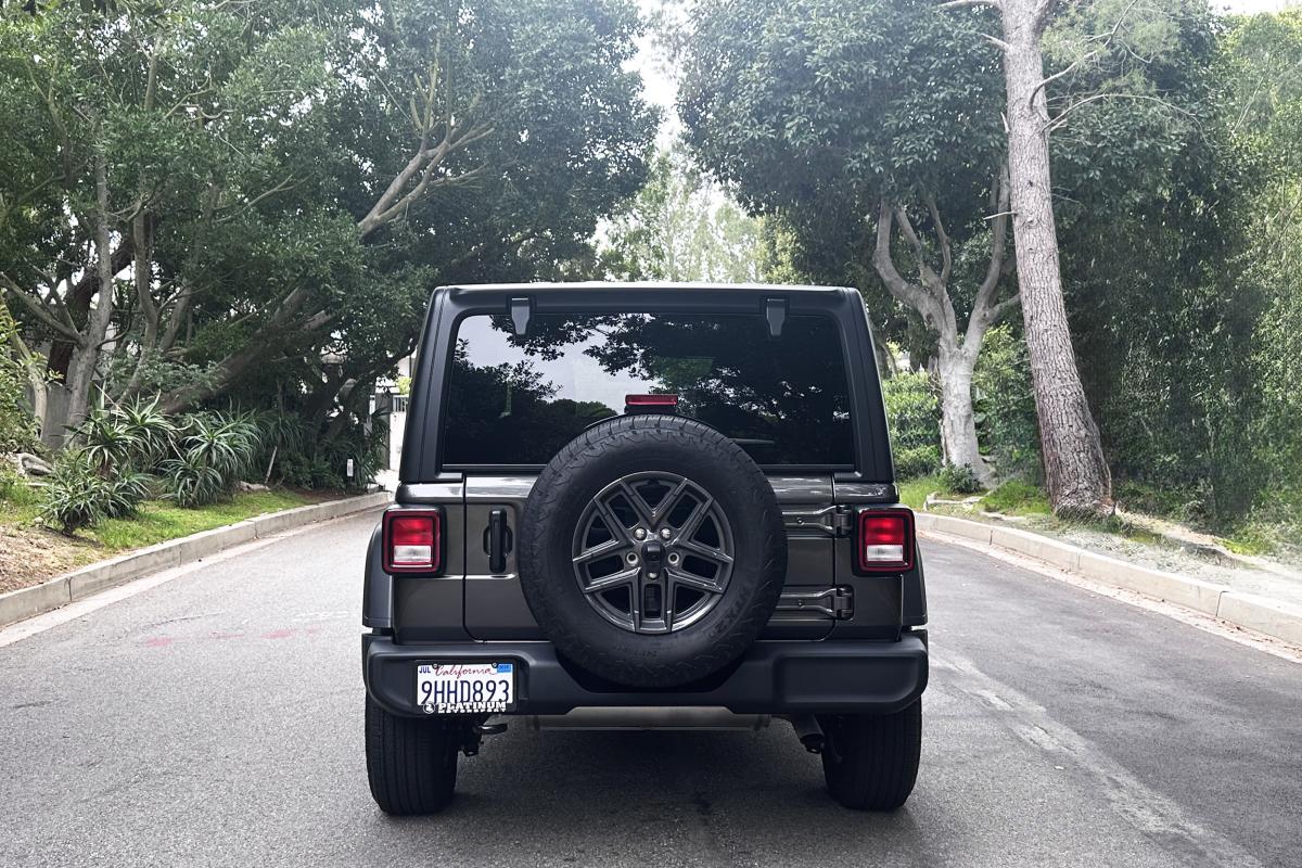 Jeep Wrangler Thumbnail 