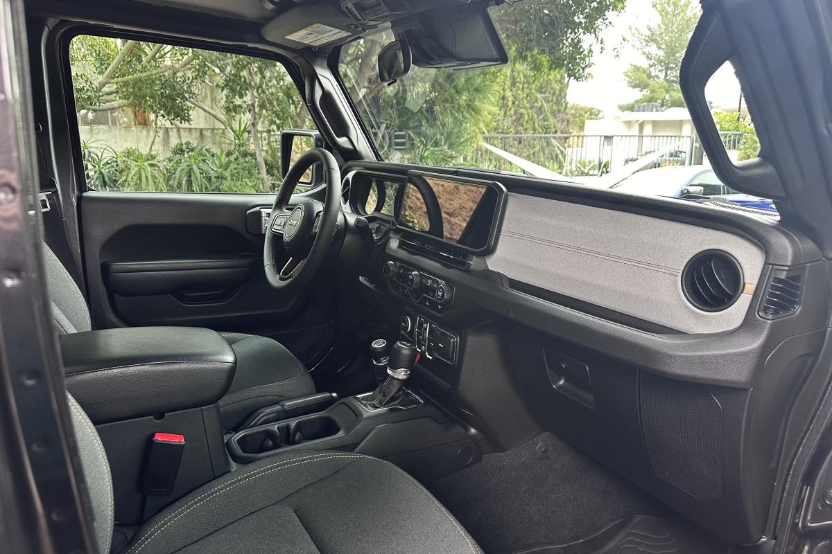 Jeep Wrangler Thumbnail 