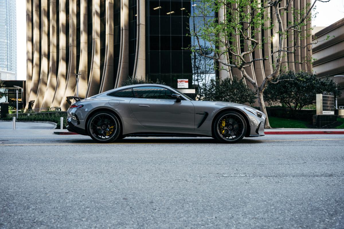 Mercedes AMG GT55 Coupe Rental In Los Angeles Thumbnail 