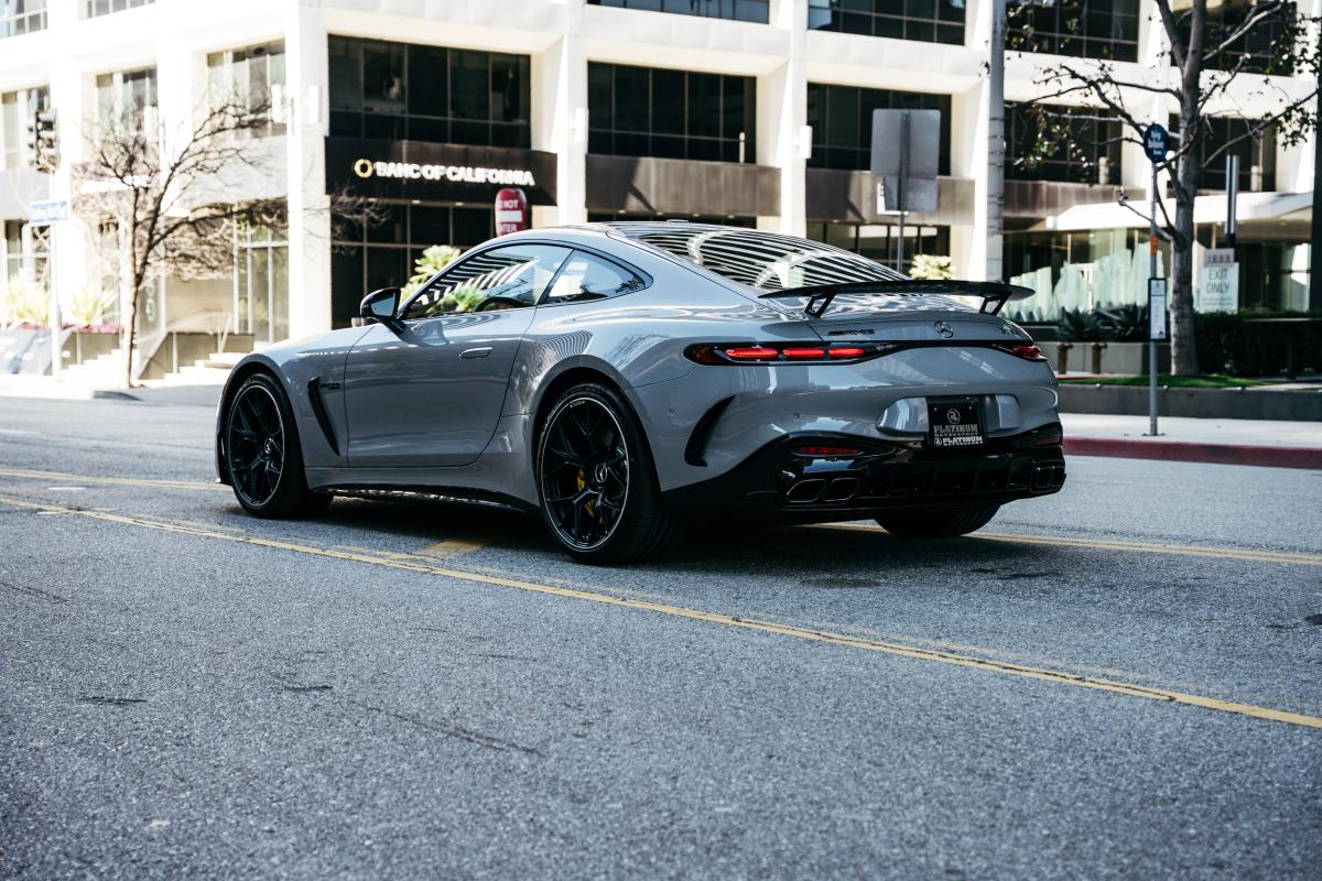 Mercedes AMG GT55 Coupe Rental In Los Angeles Thumbnail 
