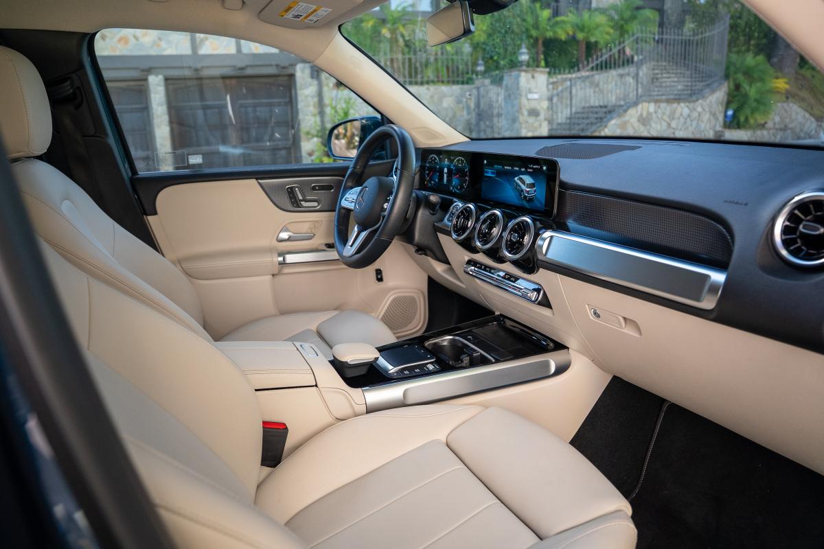 Mercedes Benz GLB 250 Rental in Los Angeles Thumbnail 