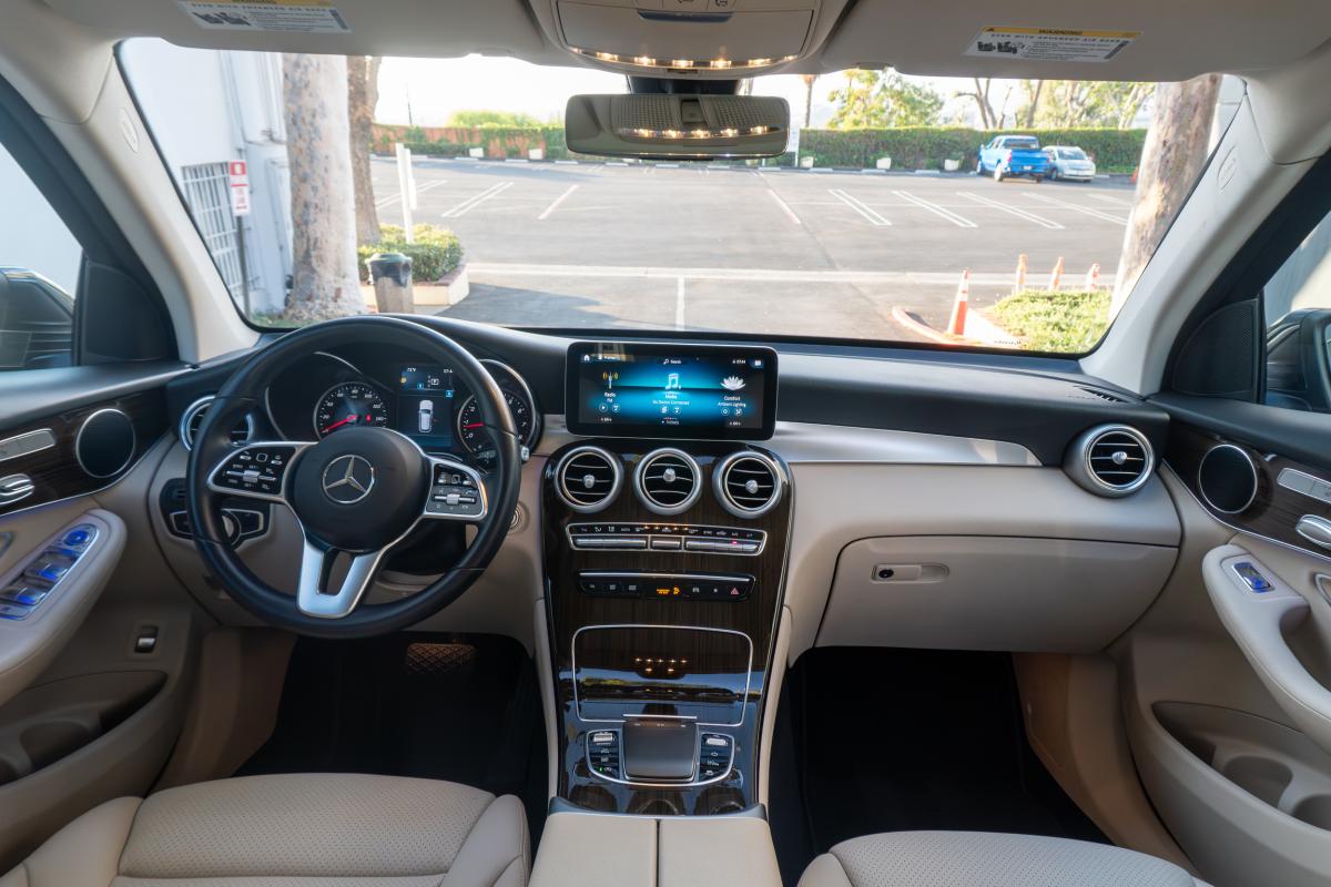 Mercedes-Benz GLC300 Rental in Los Angeles Thumbnail 