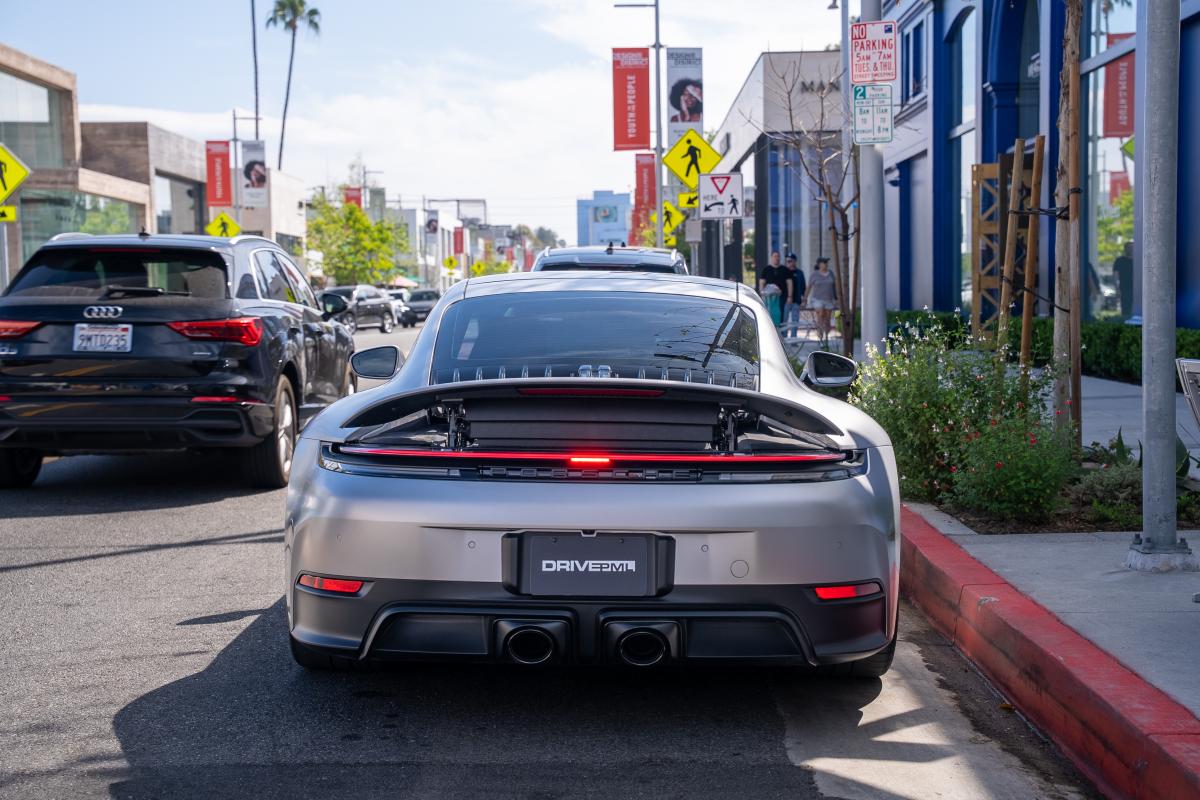 Porsche 911 Carrera GTS Rental in Los Angeles Thumbnail 