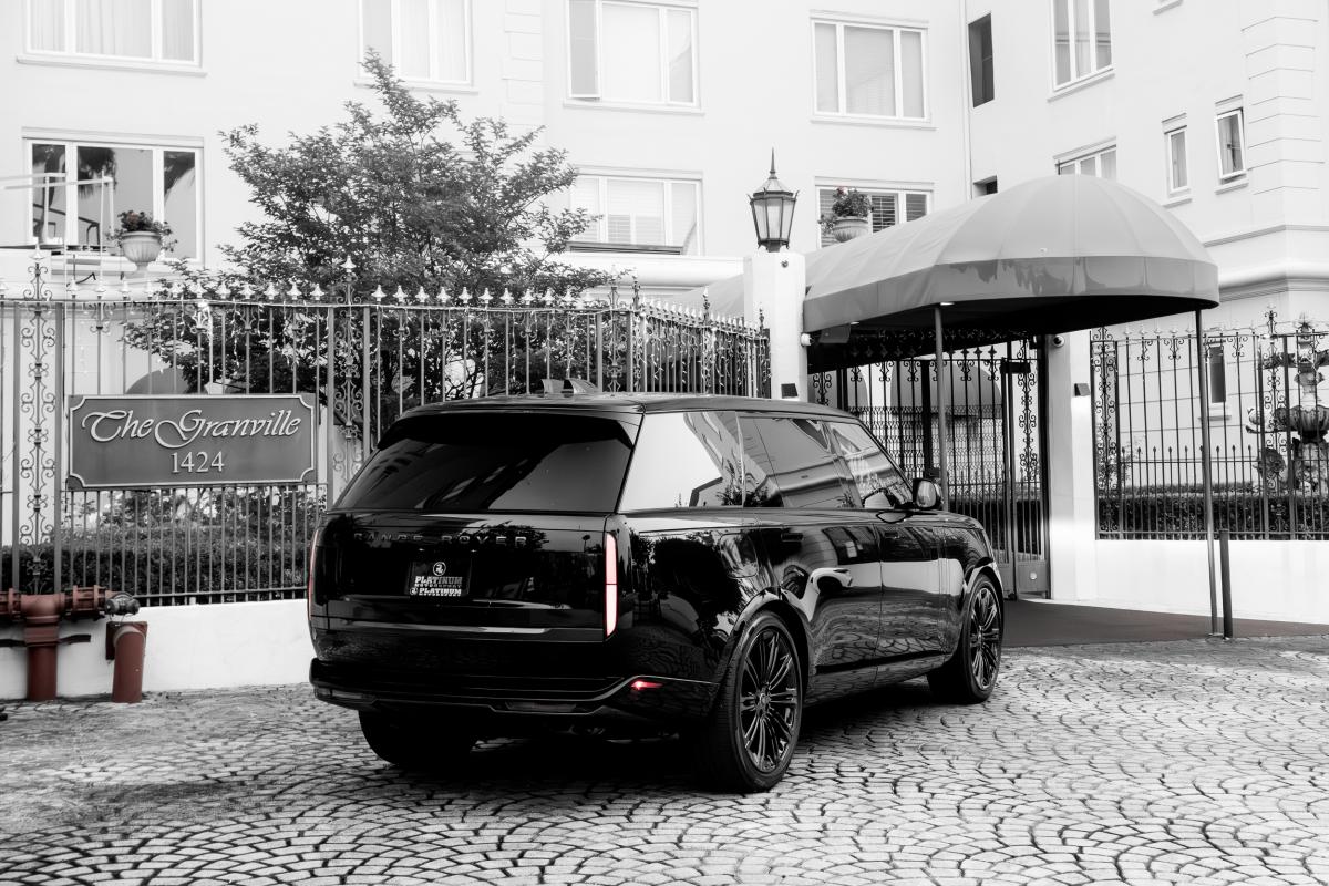 Land Rover Range Rover SE Long Wheelbase in Los Angeles Thumbnail 