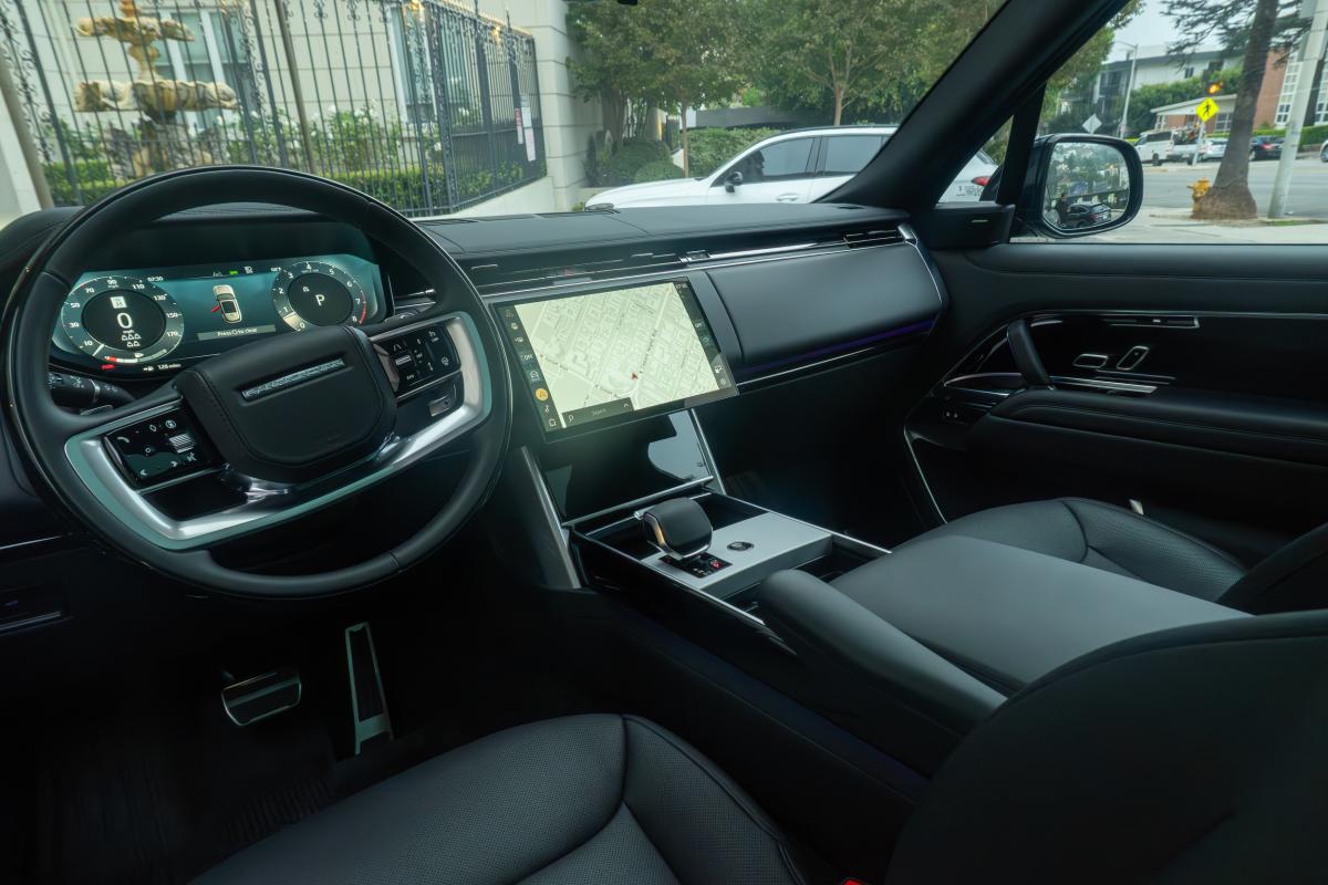 Land Rover Range Rover SE Long Wheelbase in Los Angeles Thumbnail 