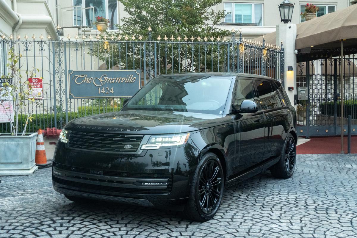 Land Rover Range Rover SE Long Wheelbase in Los Angeles Thumbnail 