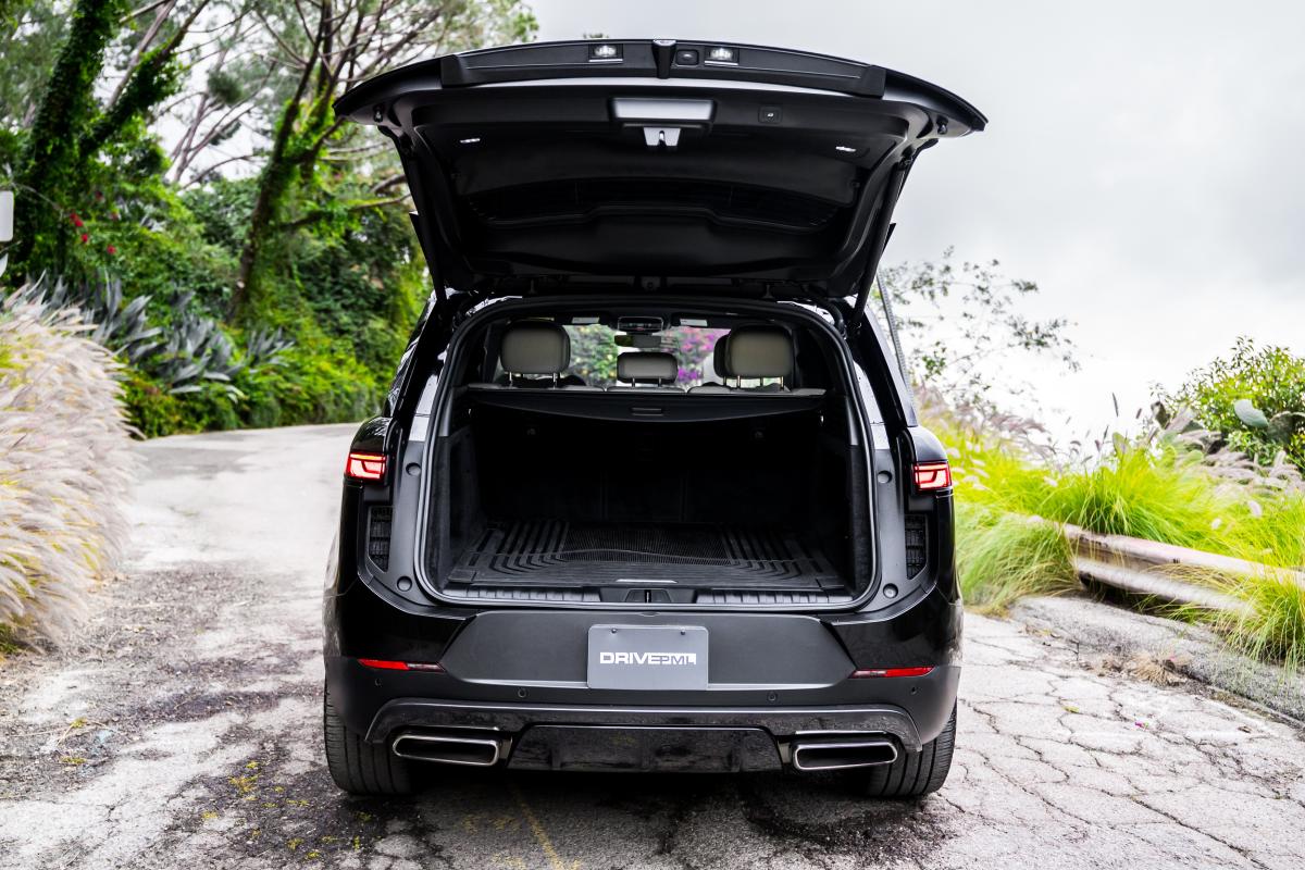 Range Rover Sport Rental in Los Angeles Thumbnail 