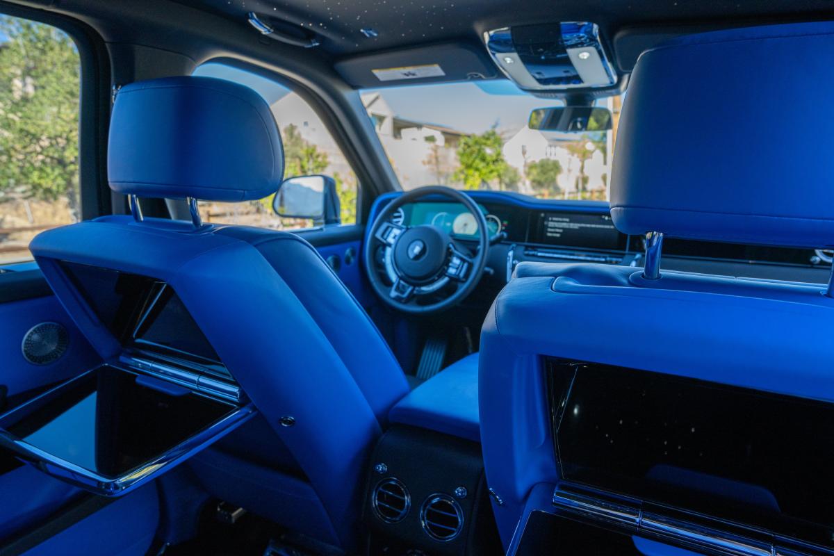 2025 Rolls Royce Cullinan Series II Rental in Los Angeles Thumbnail 