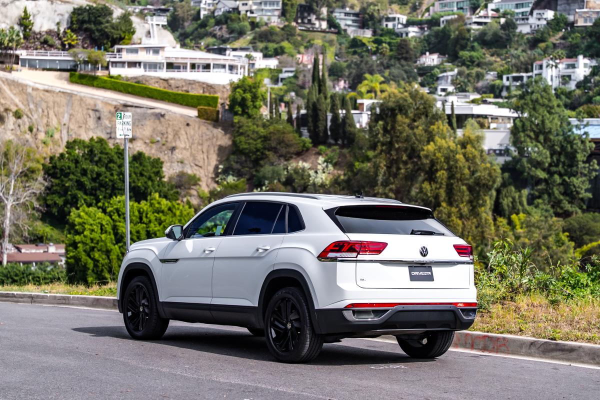 Volkwagen Atlas for Rental in Los Angeles Thumbnail 